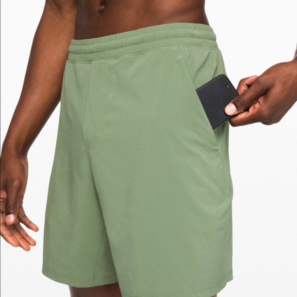 Lululemon Pace Breaker Short 7" Linerless